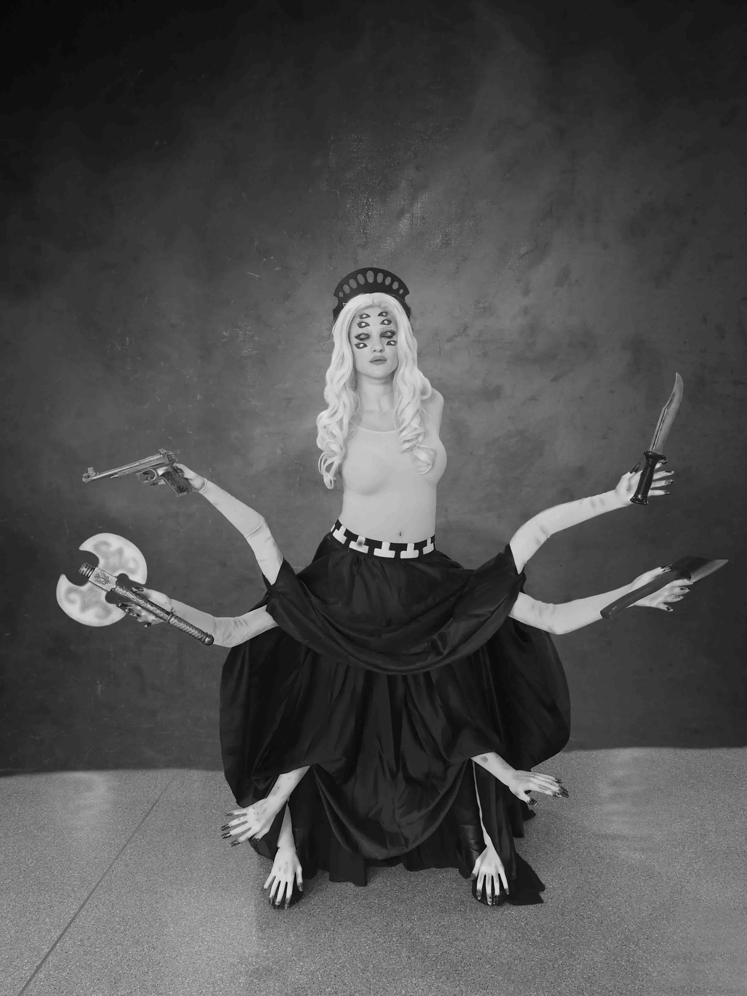 2k17 NYCC Saga The Stalk LR.jpg