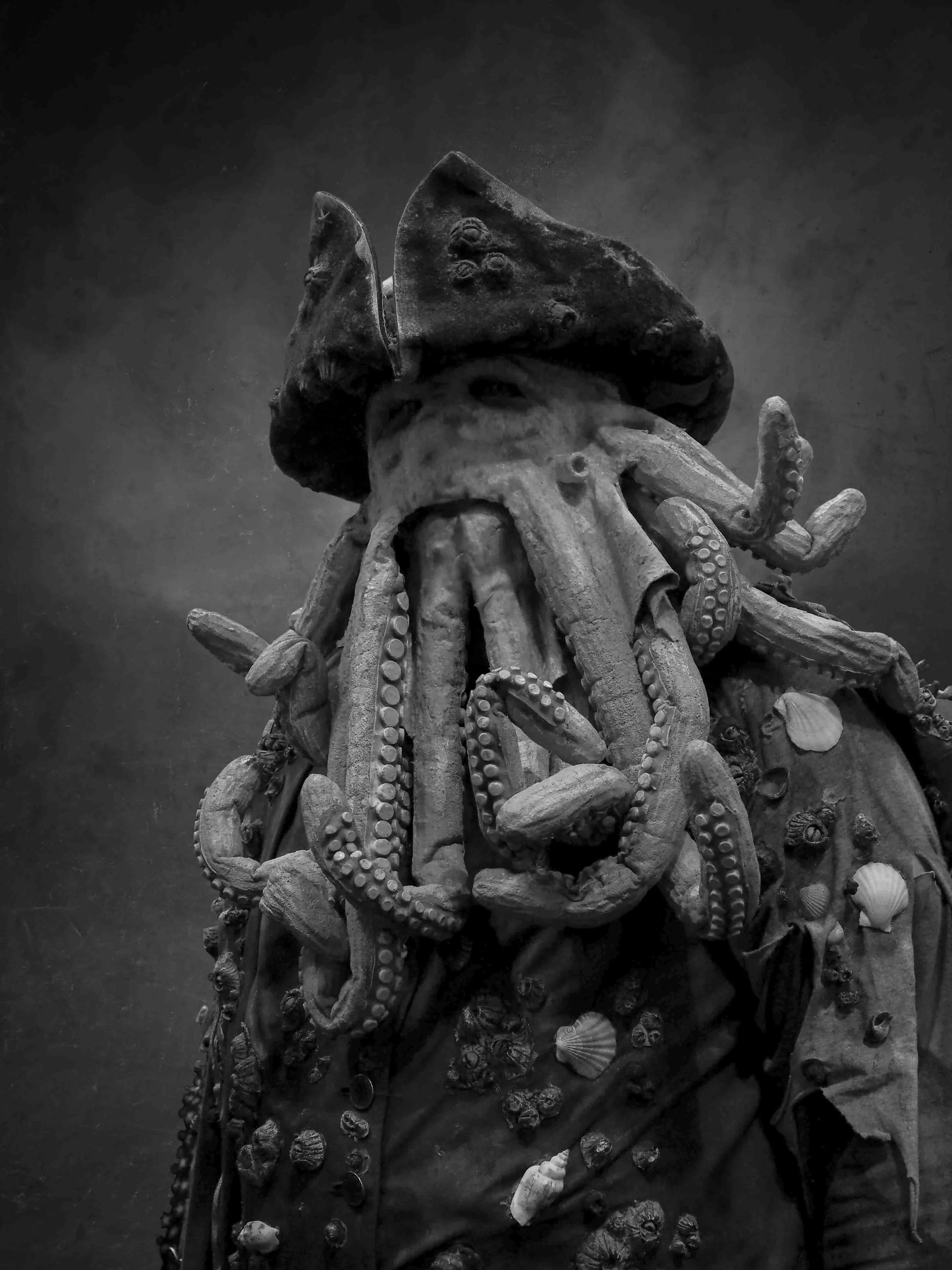 2k17 NYCC Davy Jones LR.jpg