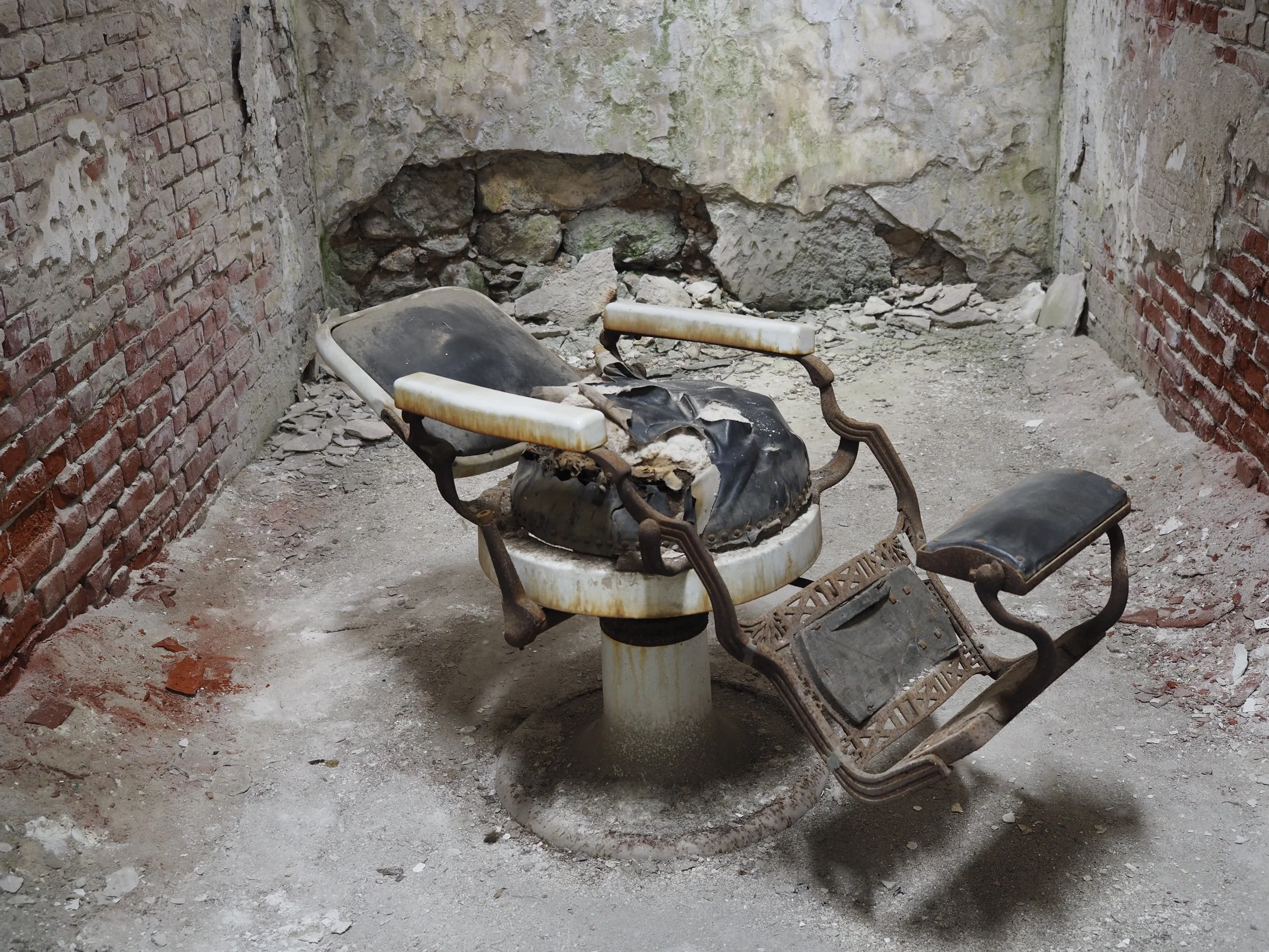 “The Mad Chair” from Eastern State Penitentiary