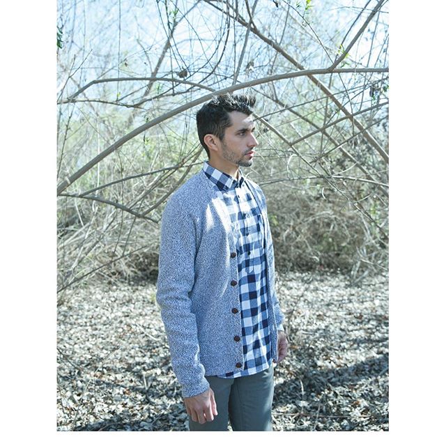 Perfect fall look #memswear #menstyle #barque #fall2017menswear #fall2017 #menstyle #barquenewyork #lamensmarket #cardigan #buffalocheck #buffaloshirt