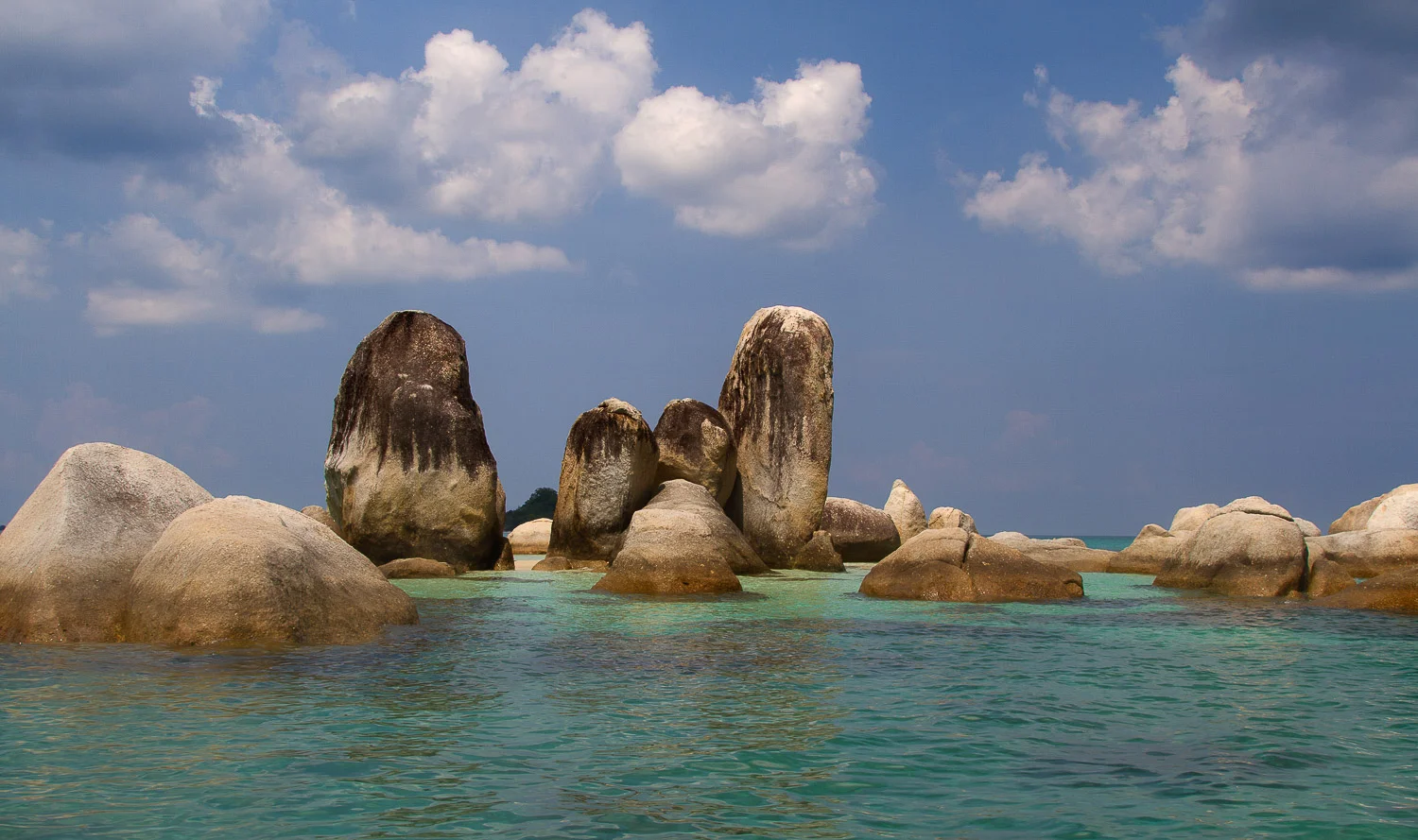 121005-Belitung, IndonesiaIMG_0370.layer.cp.jpg