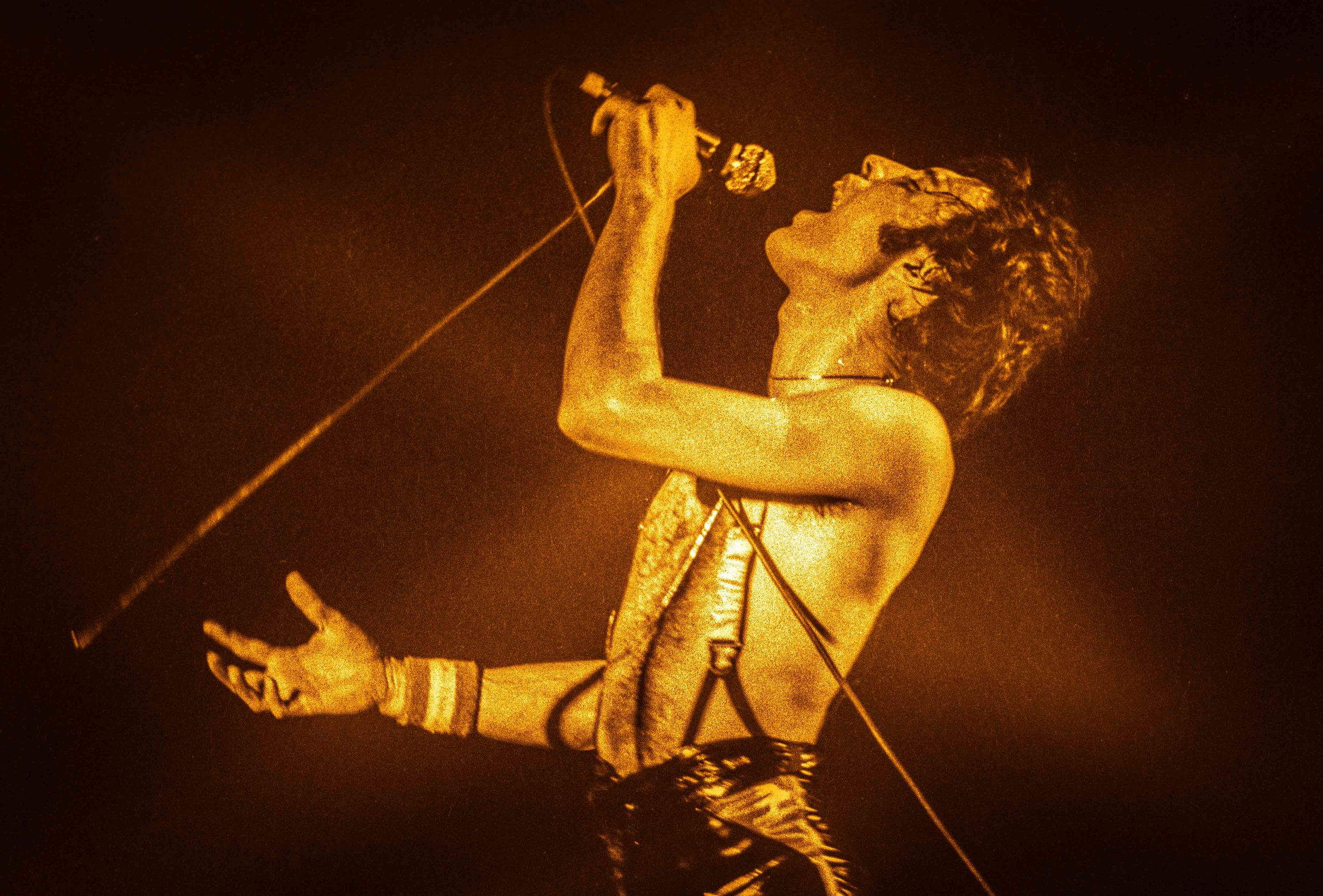 Queen Wembley 1978 - 23-2.jpg