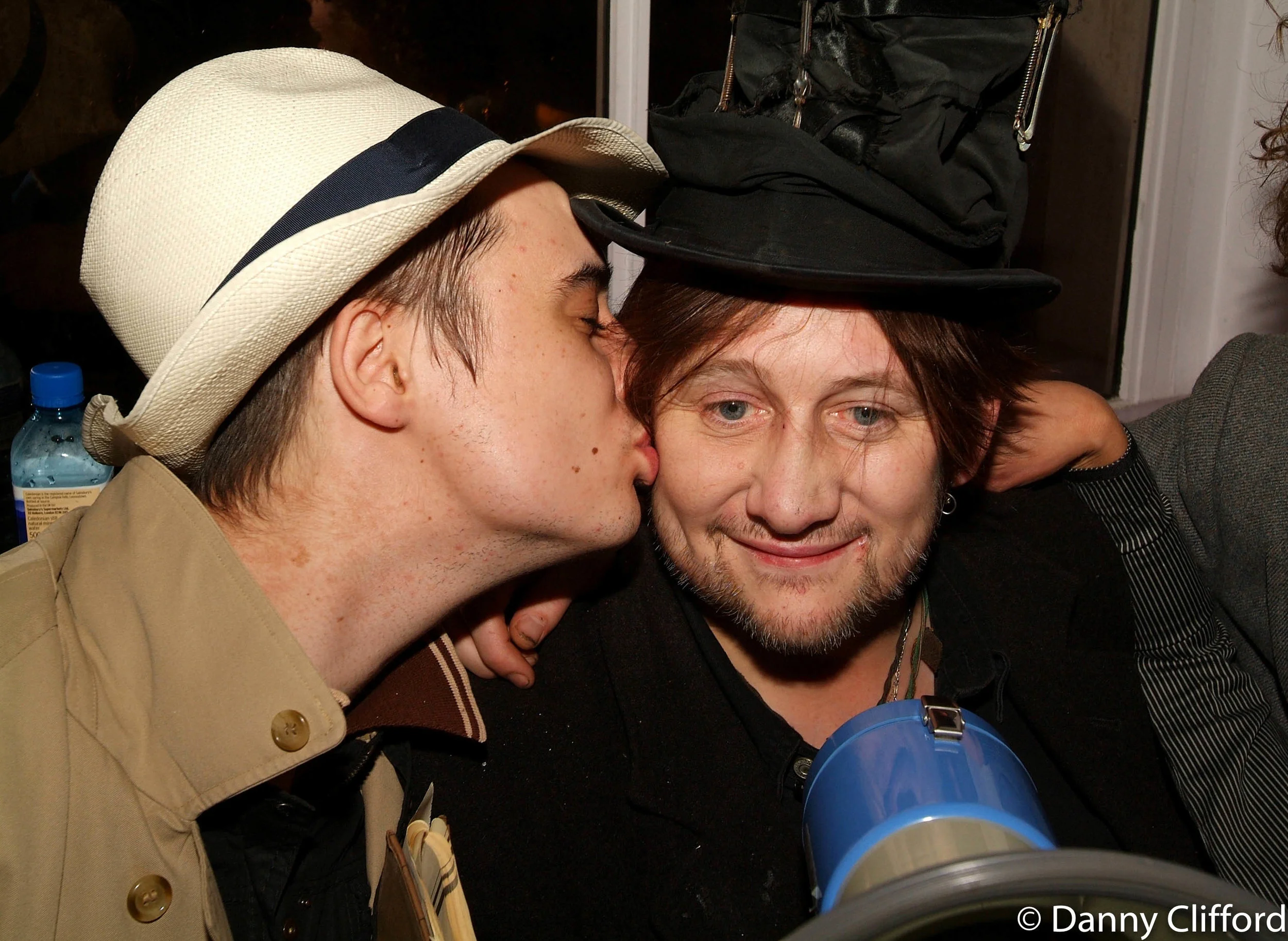 One of the first meetings between Peter Doherty & Shane MacGowan