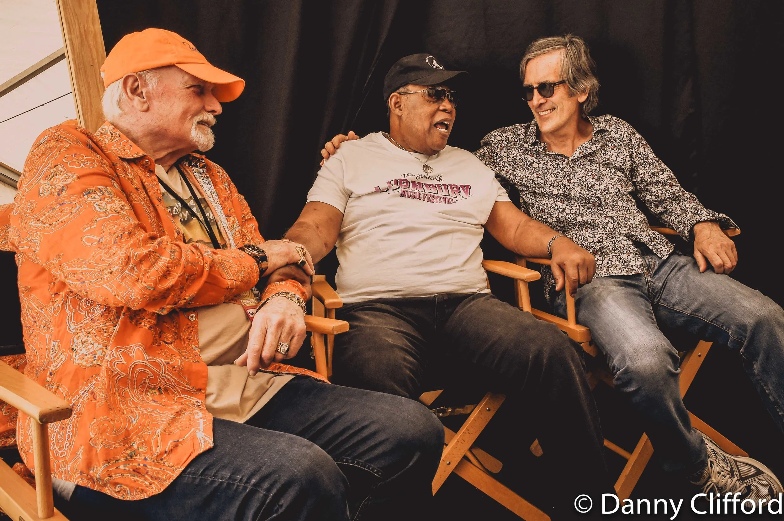 LOVE, SAM & DAVE. Mike Love, showing some Love to Sam & Dave. Actually Sam Moore & Staks Band founder, David Fitzsimons