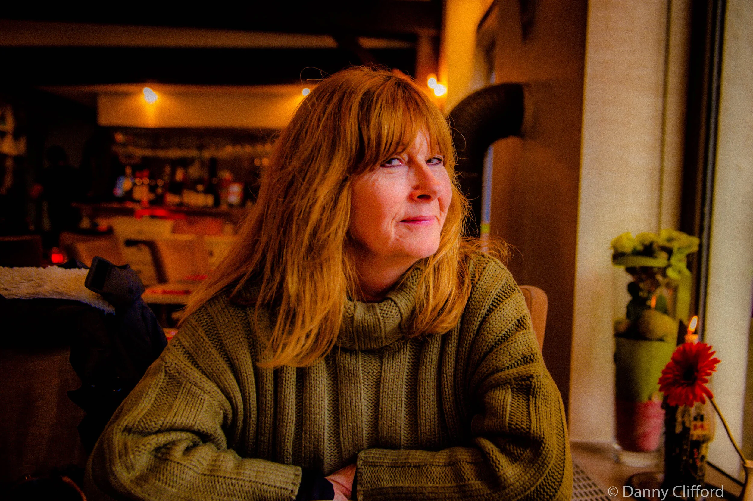 Lyn giving that knowing look and I have no idea what that means. Anyway, we had a quick bit to eat here and zoomed off to France and caught a ferry back to the UK.