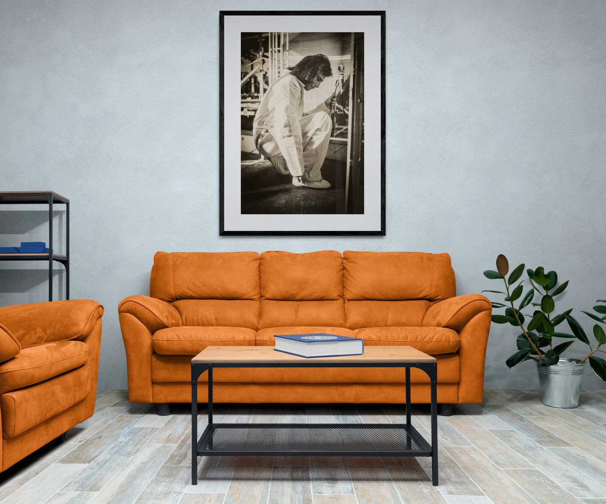 Freddie Mercury Hyde Park 02 suede_furniture (7).jpg