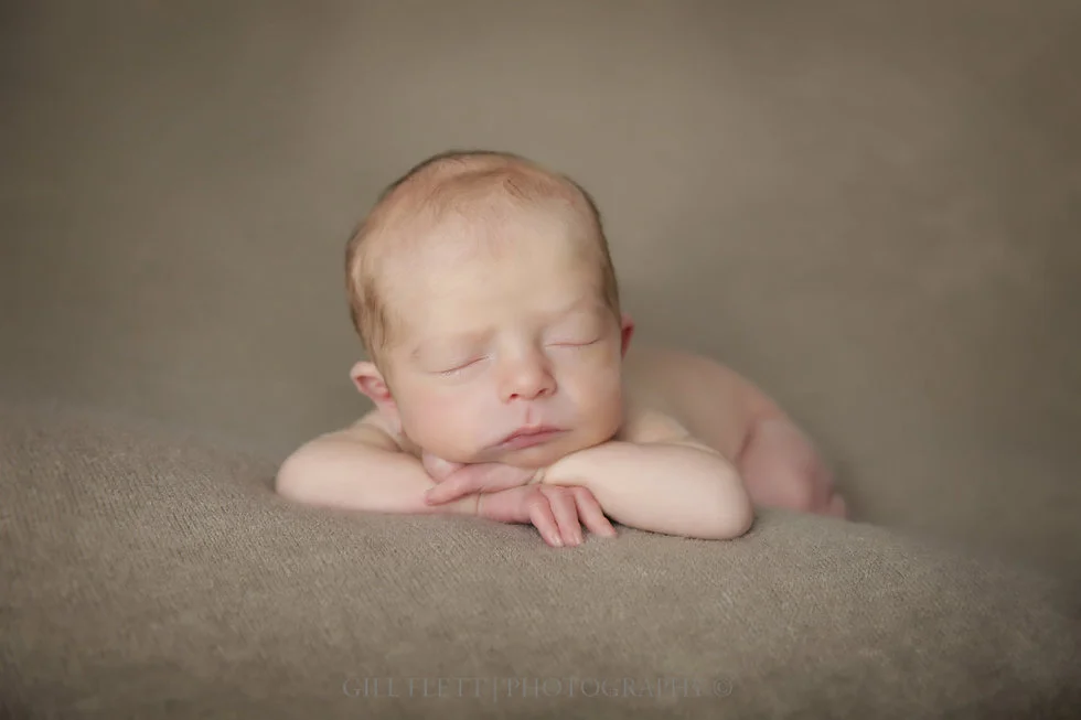 london-newborn-photography-headinhands-gillflett