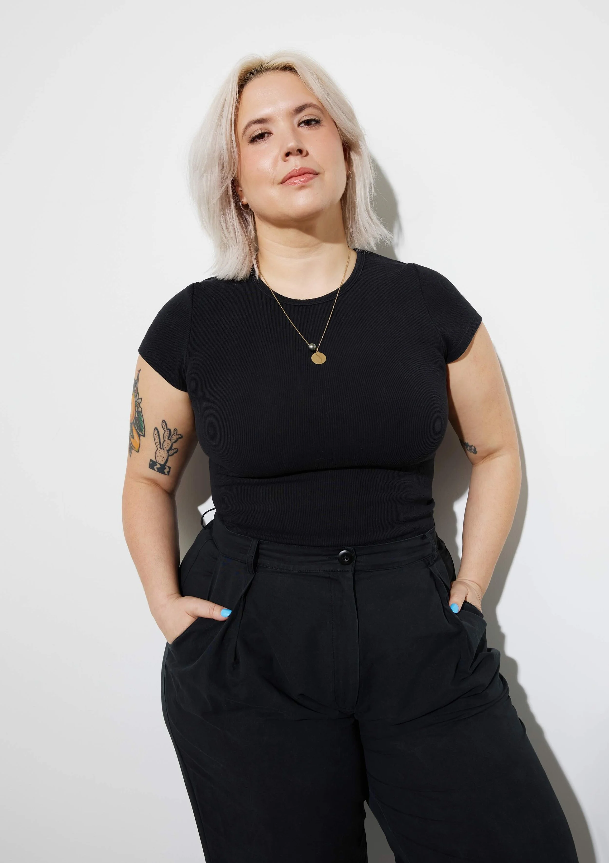 Becca McFarlane / Minifists