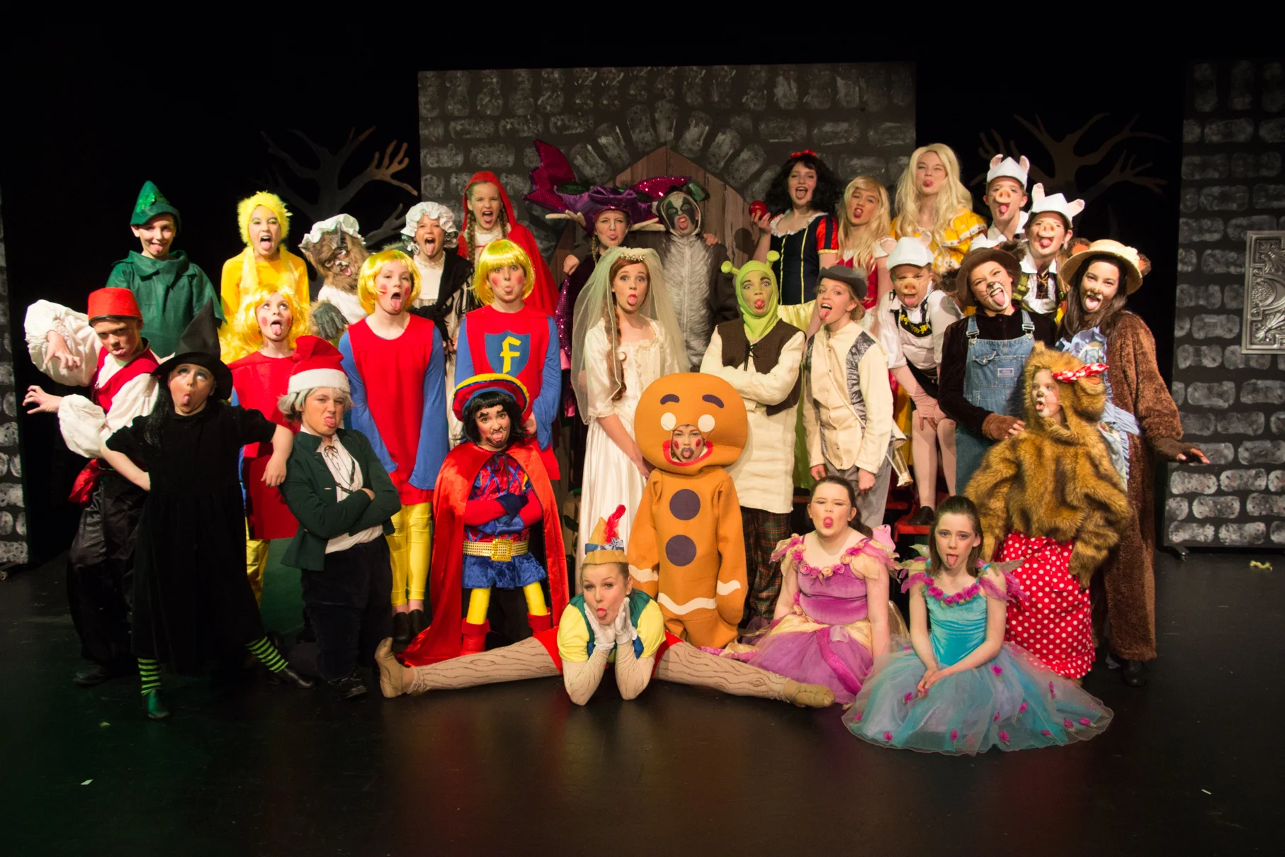 'Are we there yet?!' Junior Performance Ensemble - Shrek 2016