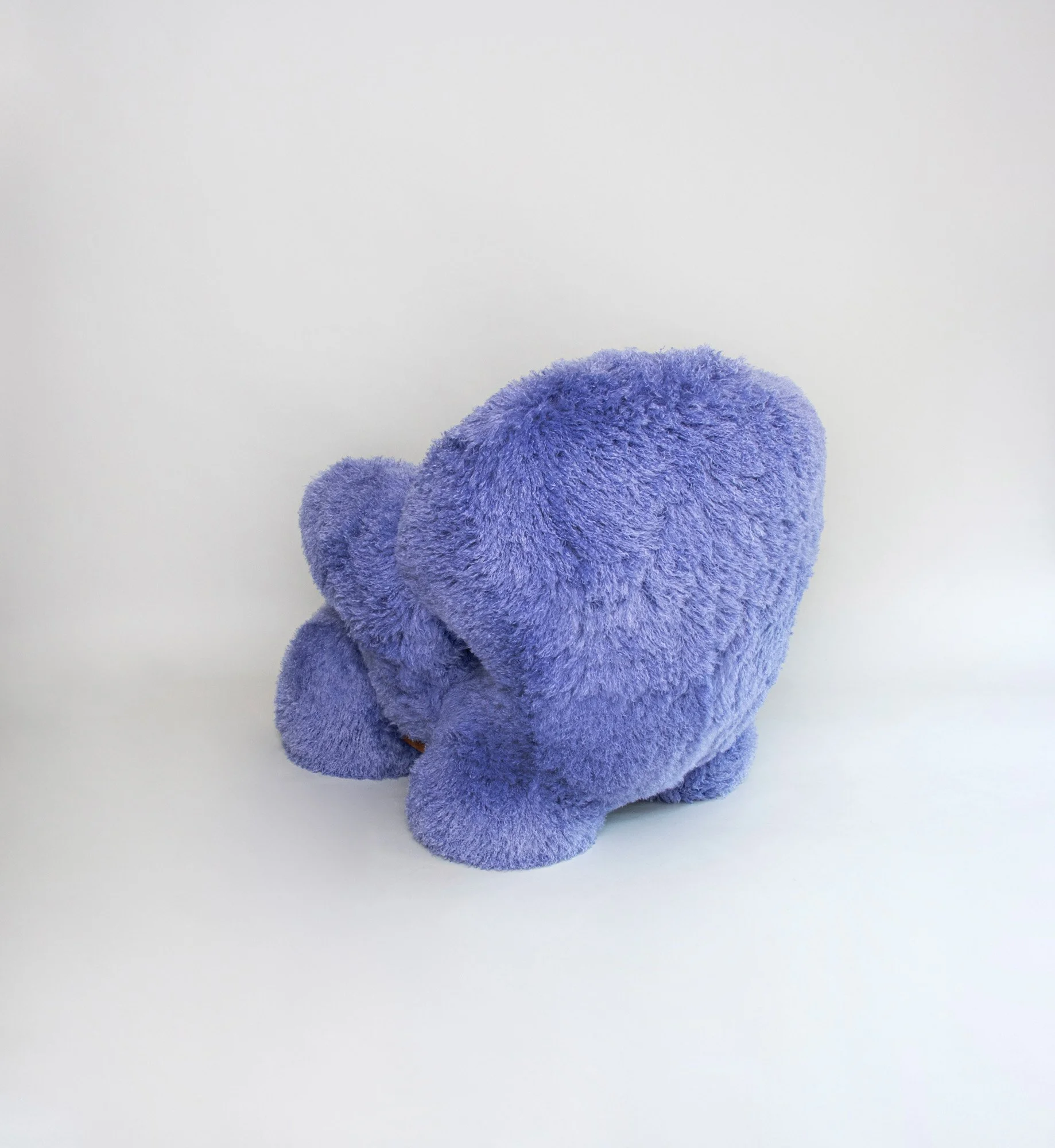 fuzzy armchair II e.jpg