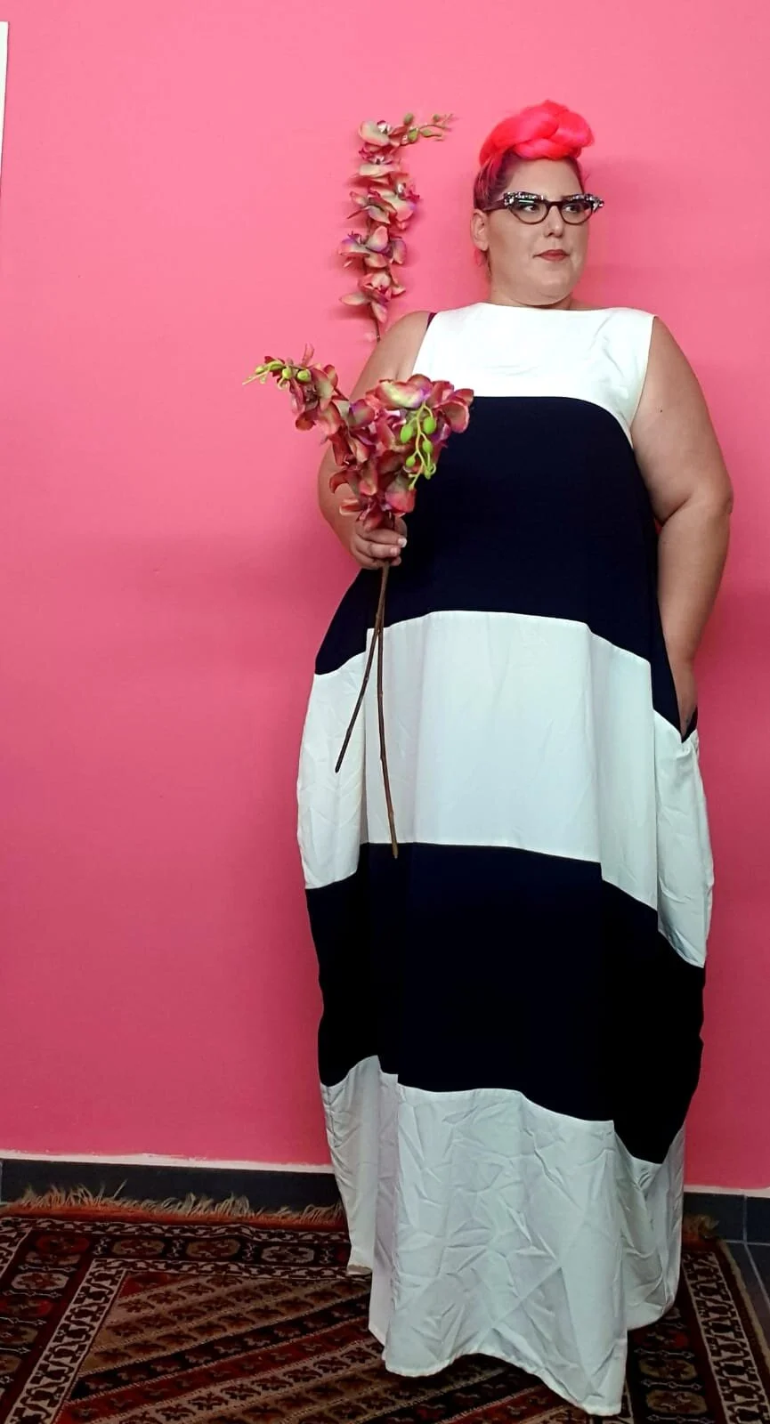 הפקת אופנה חגיגית: בחג הזה תלבשי לבן גם אם את שמנה 