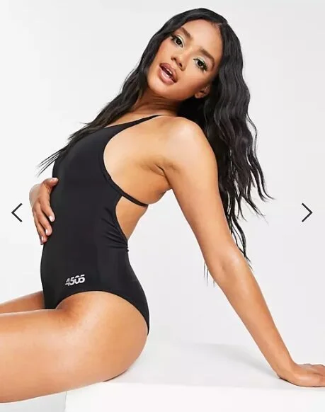 בגד ים שלם שחור אופנתי גאלה אסוס.jpg