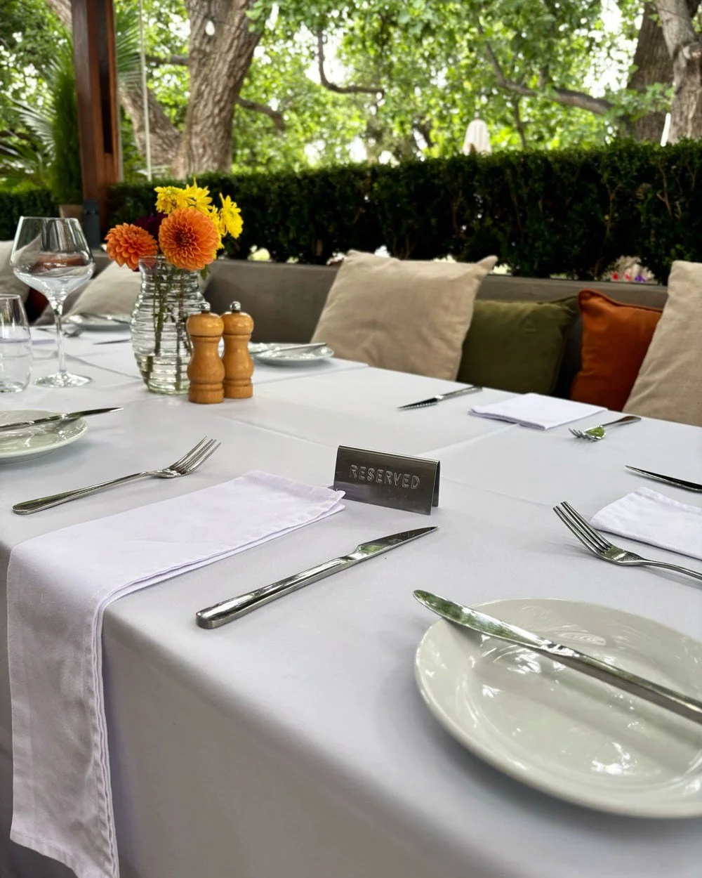 We&rsquo;re open for dinner every Thursday to Saturday from 18:00 at La Paris Bistro.

An easy, relaxed evening with thoughtful food and a great wine selection, set in the heart of the Cape Winelands.

Tables are limited - bookings are essential.

📍