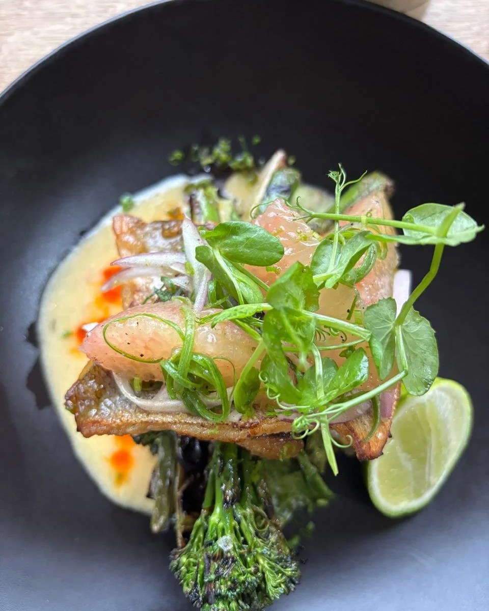 Fresh flavours and seasonal inspiration come together in our latest Blackboard Specials at La Paris Bistro.

🍳Breakfast
-Dark Chocolate Flapjacks with Chai &amp; Peanut Butter Diplomat, Bacon, Br&ucirc;l&eacute;ed Banana &amp; Black Sesame Brittle

