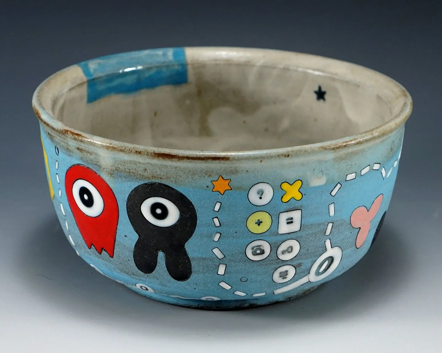 Double alien ramen bowl 👽👾🍜

Still amazed by how big Japanese ramen culture has gotten here. There was a time I could only enjoy tonkotsu ramen back in my hometown Fukuoka (where tonkotsu originated)&mdash;now I&rsquo;ve got 20+ spots around me an