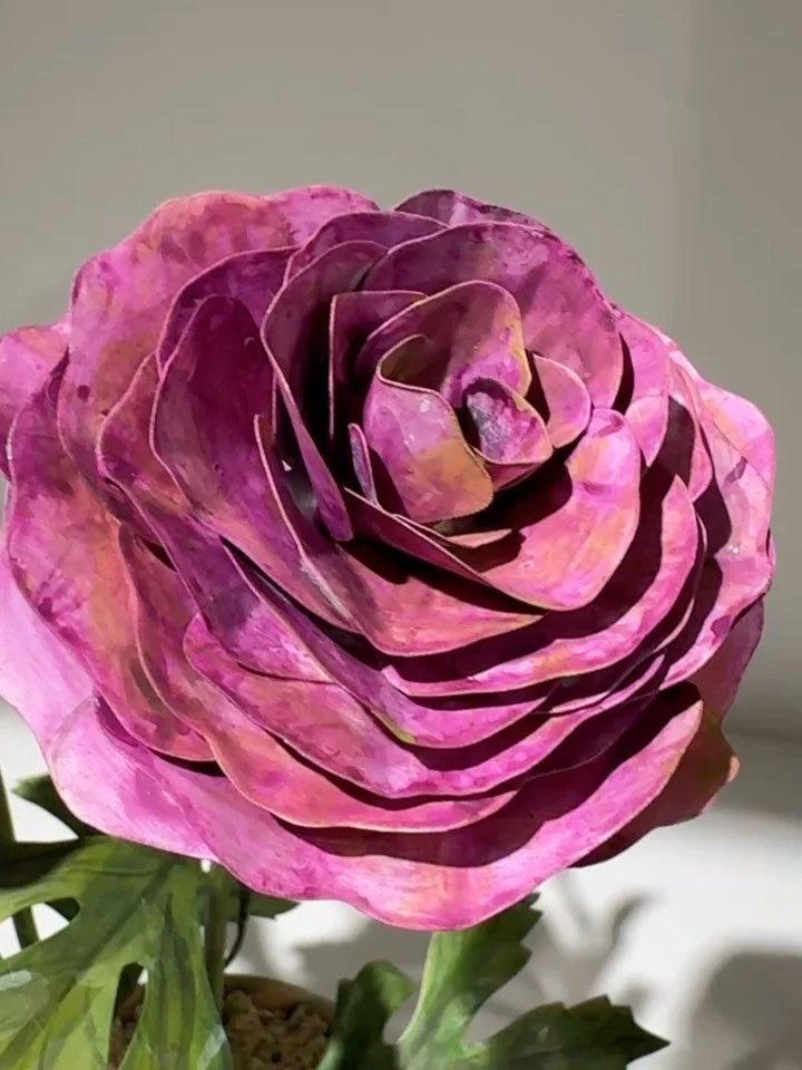 Last minute pop up stand @ny_now #424 #flowers #tommymitchell #tole