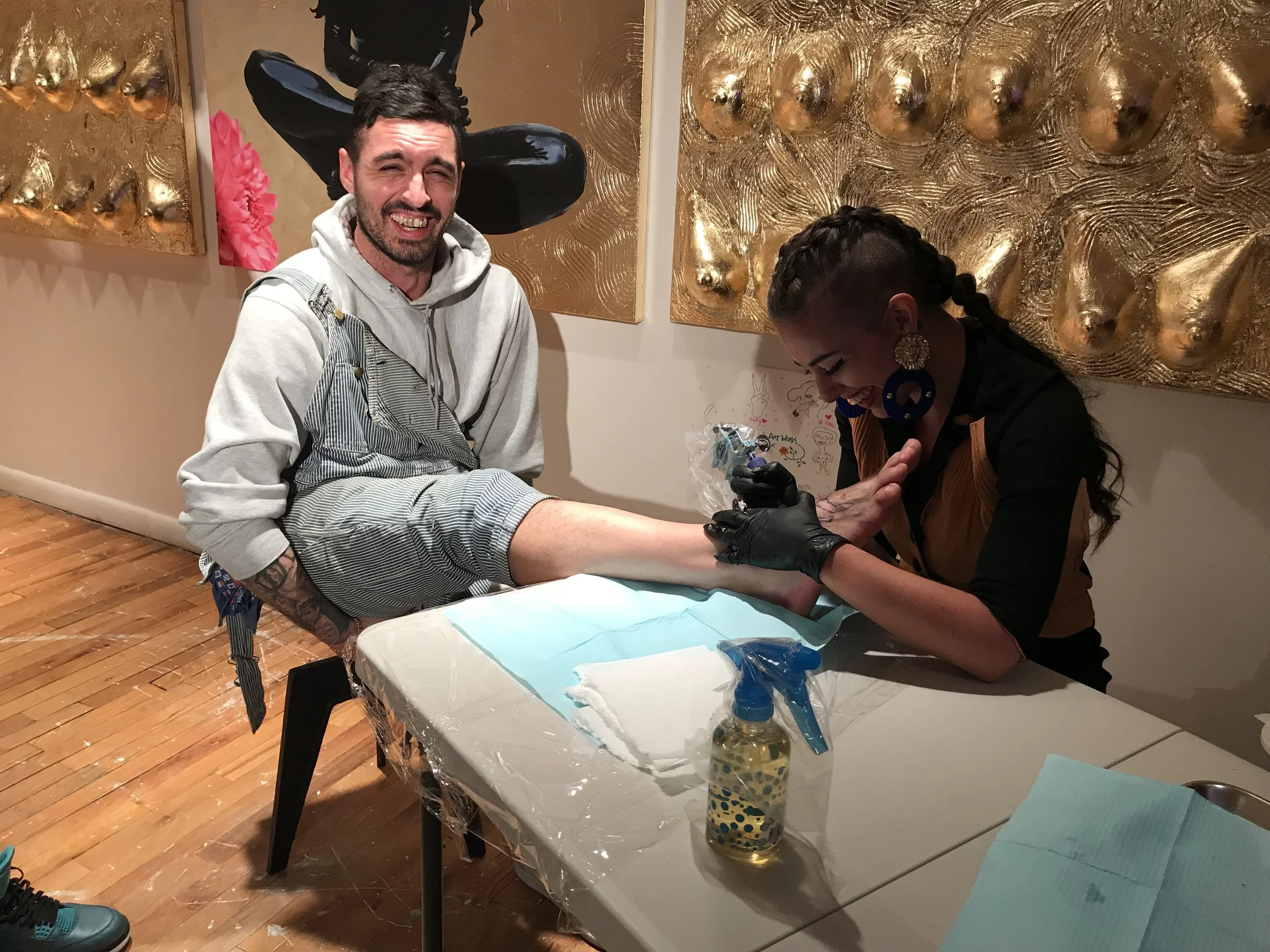 Ben the Movie Man gets a flash tattoo from Jozie Furchgott Sourdiffe (@feistyink) 