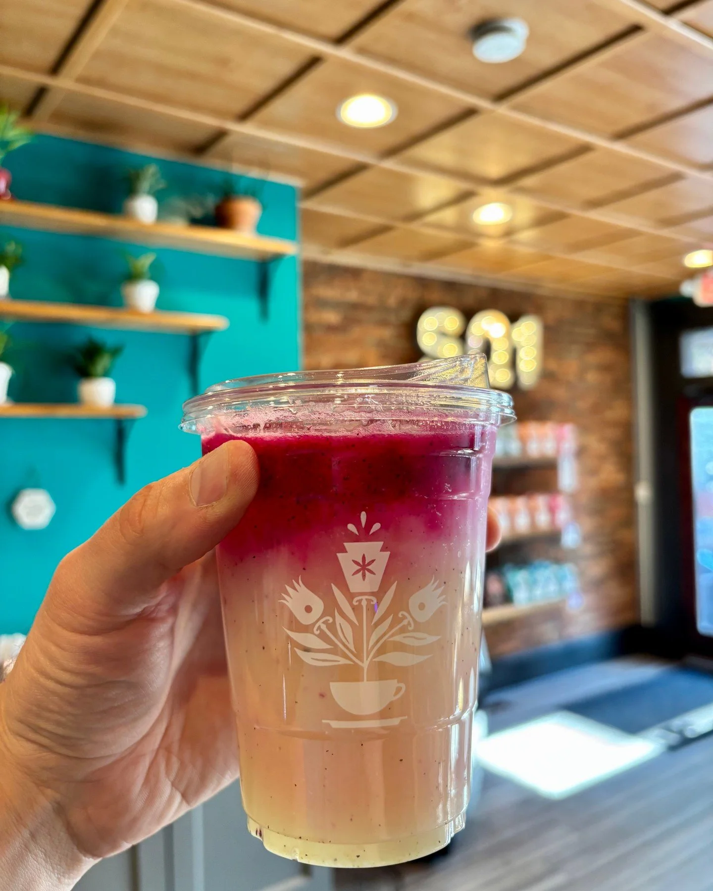 Dropping this Saturday, just in time for The Morning Blend (our first DJ Pop-Up)&hellip; Dragonfruit Lemonade!

A blend of lemons, limes, and pur&eacute;ed dragonfruit made fresh in house.

#squareonecoffee #lancasterpa #coffeepopup #djpopup #themorn