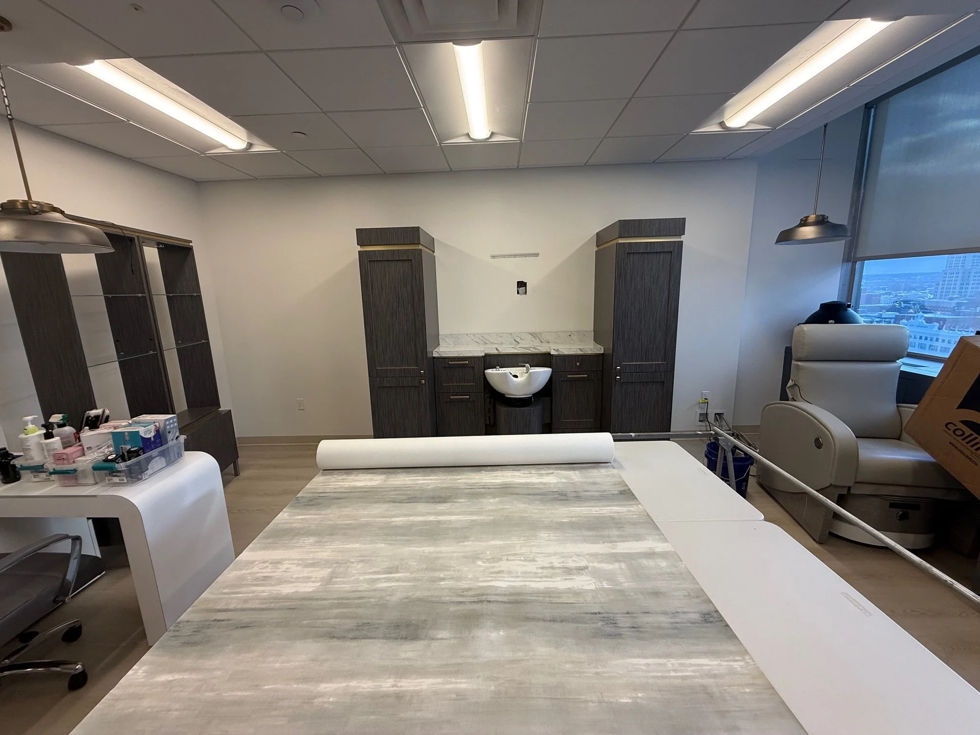 ps salon wallpaper.jpeg