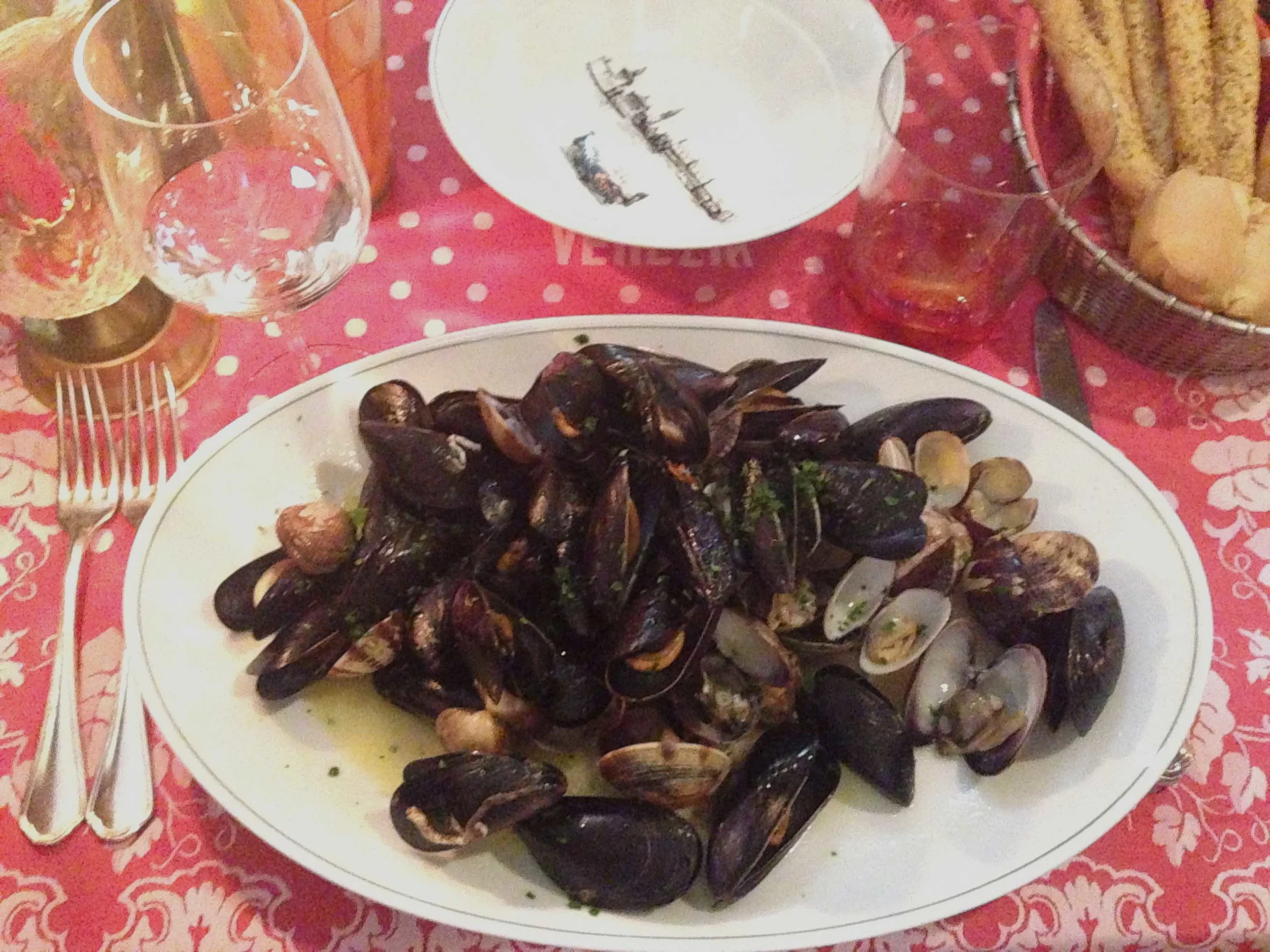 Dinner at Da Ivo. Top notch service and food. Apparently, George Clooney agrees.