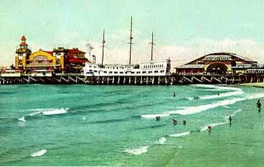 kinneypier.jpg