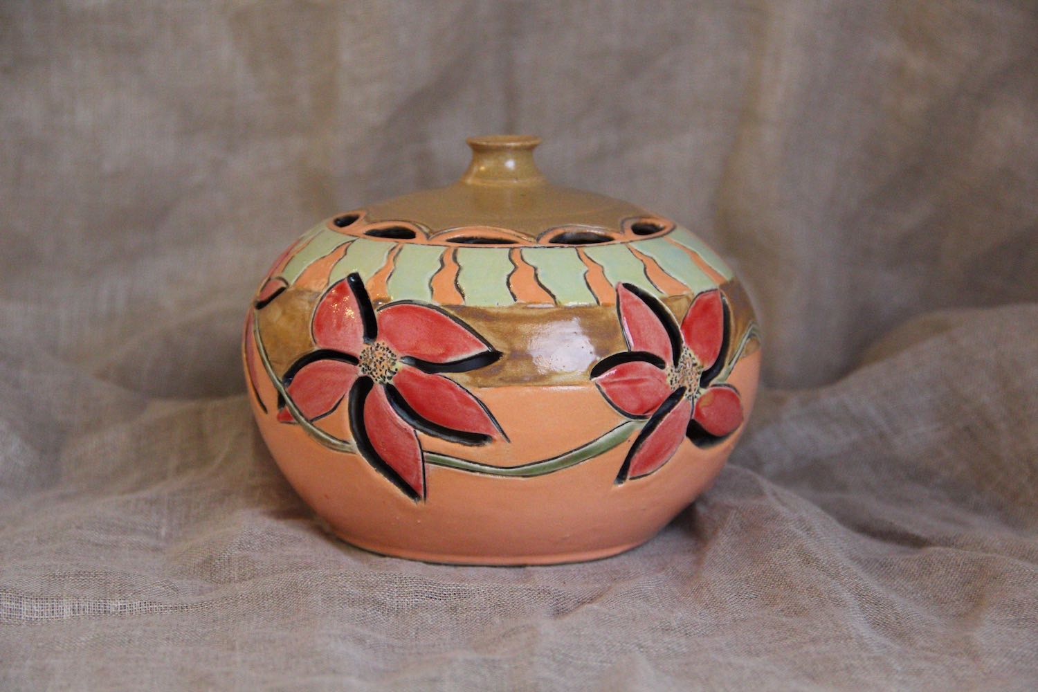 Poinsettia Cutout Vase 