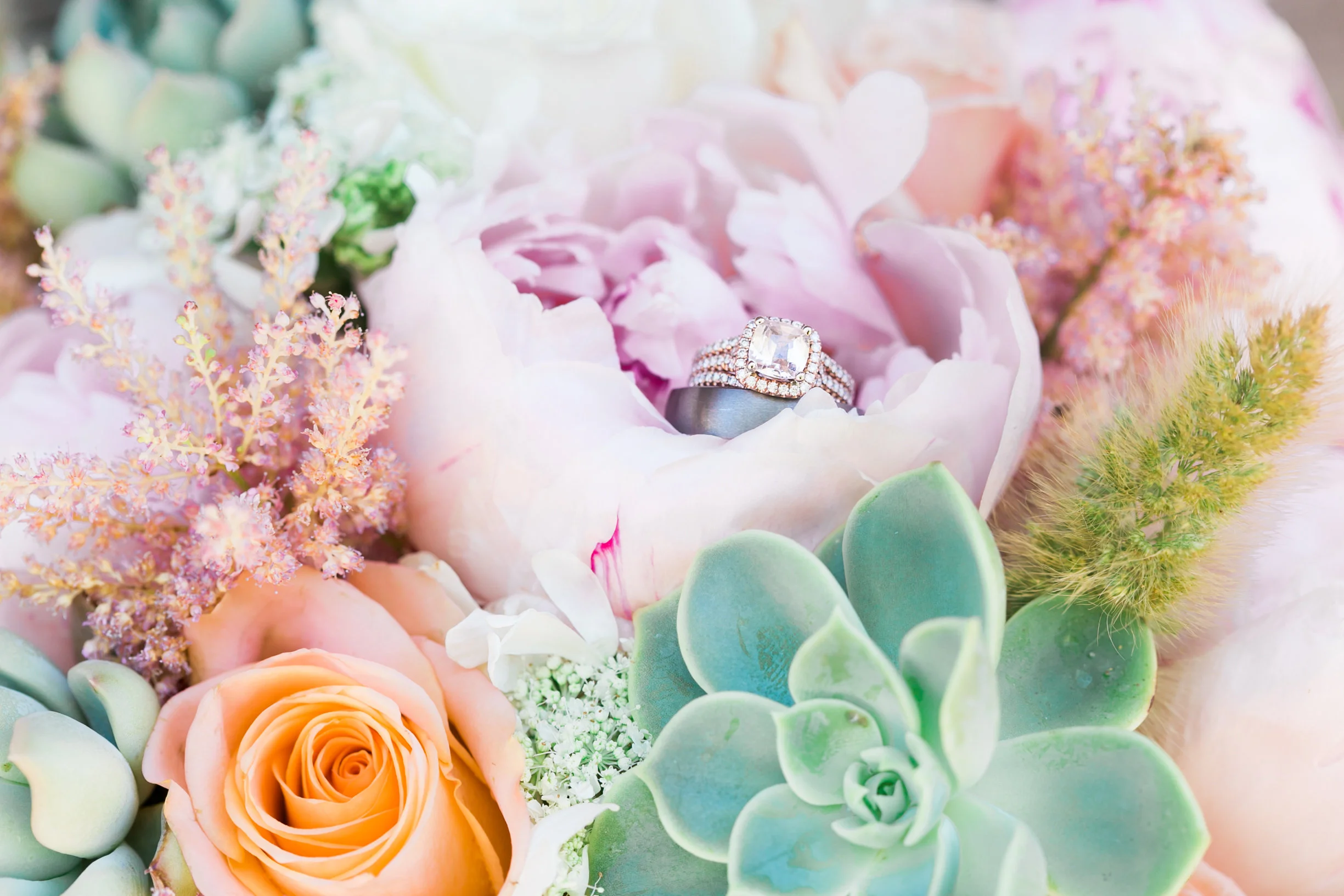 Ellensburg Floral Favorites-0002.jpg
