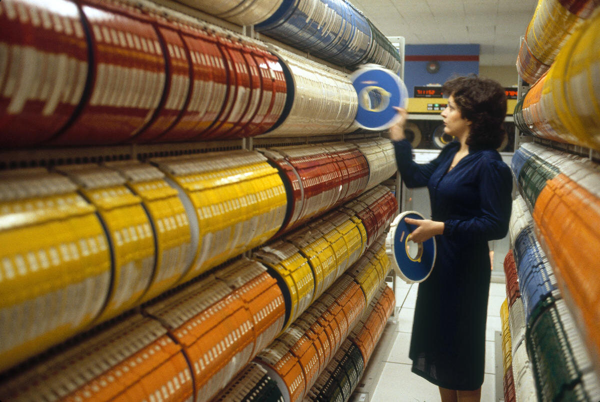 Computer Magnetic Tape Library