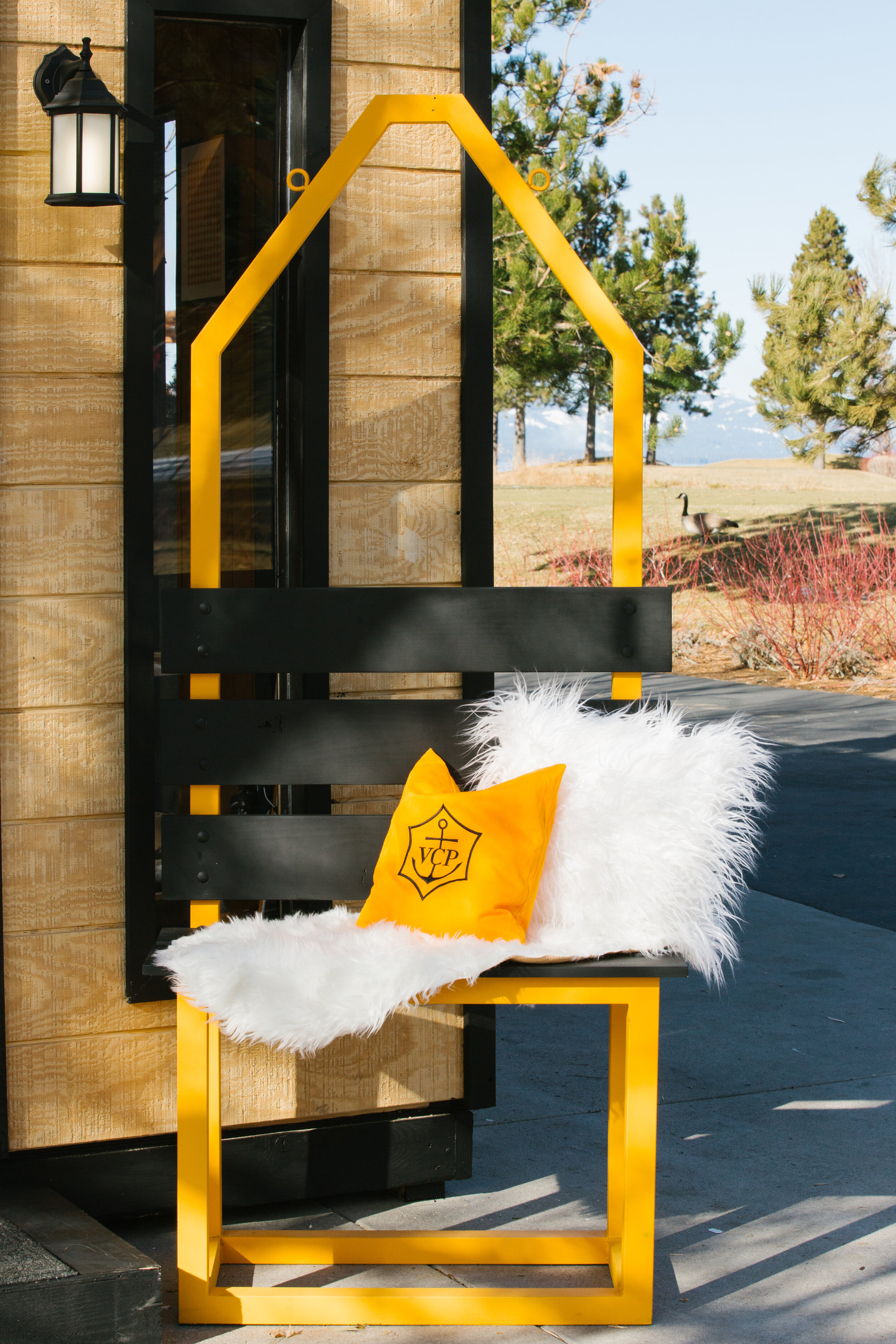 Veuve-EdgewoosTahoe-23.jpg