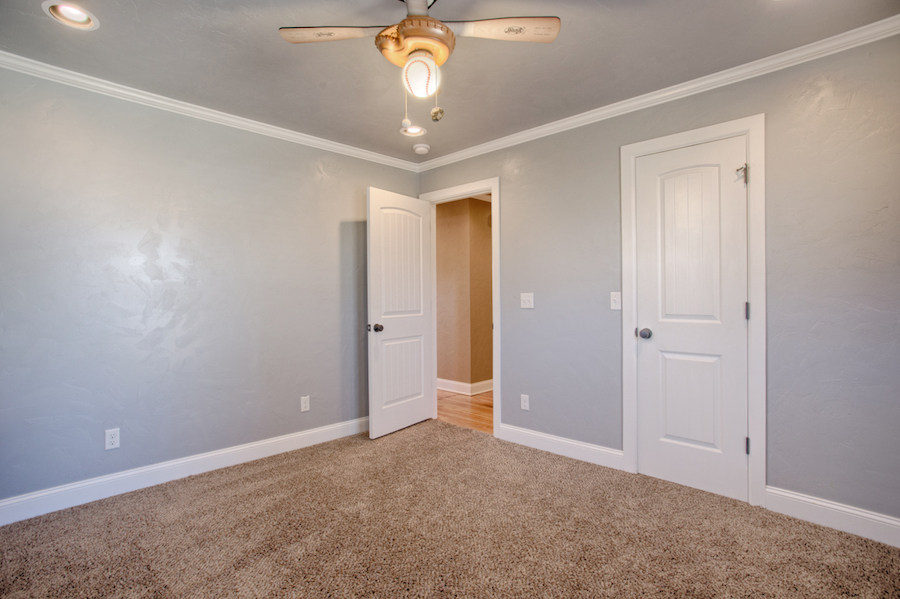 Bedroom 1B.jpg