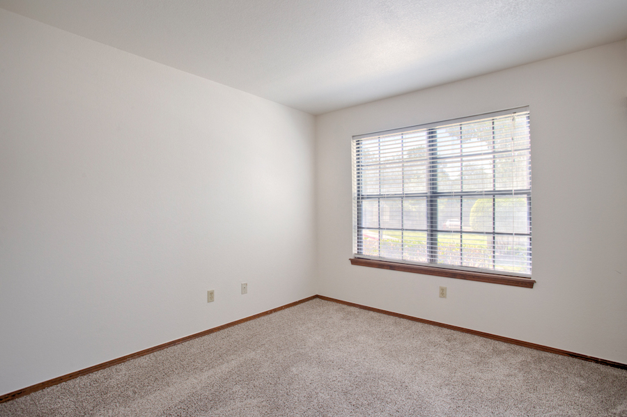 Bedroom A.jpg