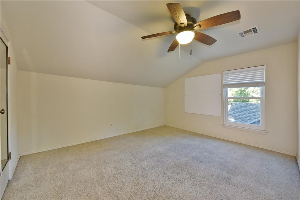 Bedroom 4.jpg