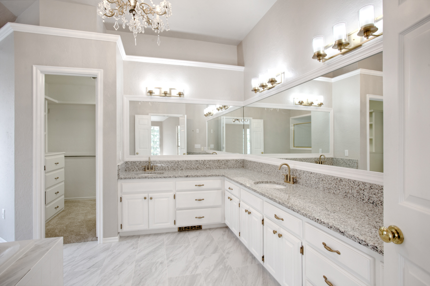 Master Bath A.jpg