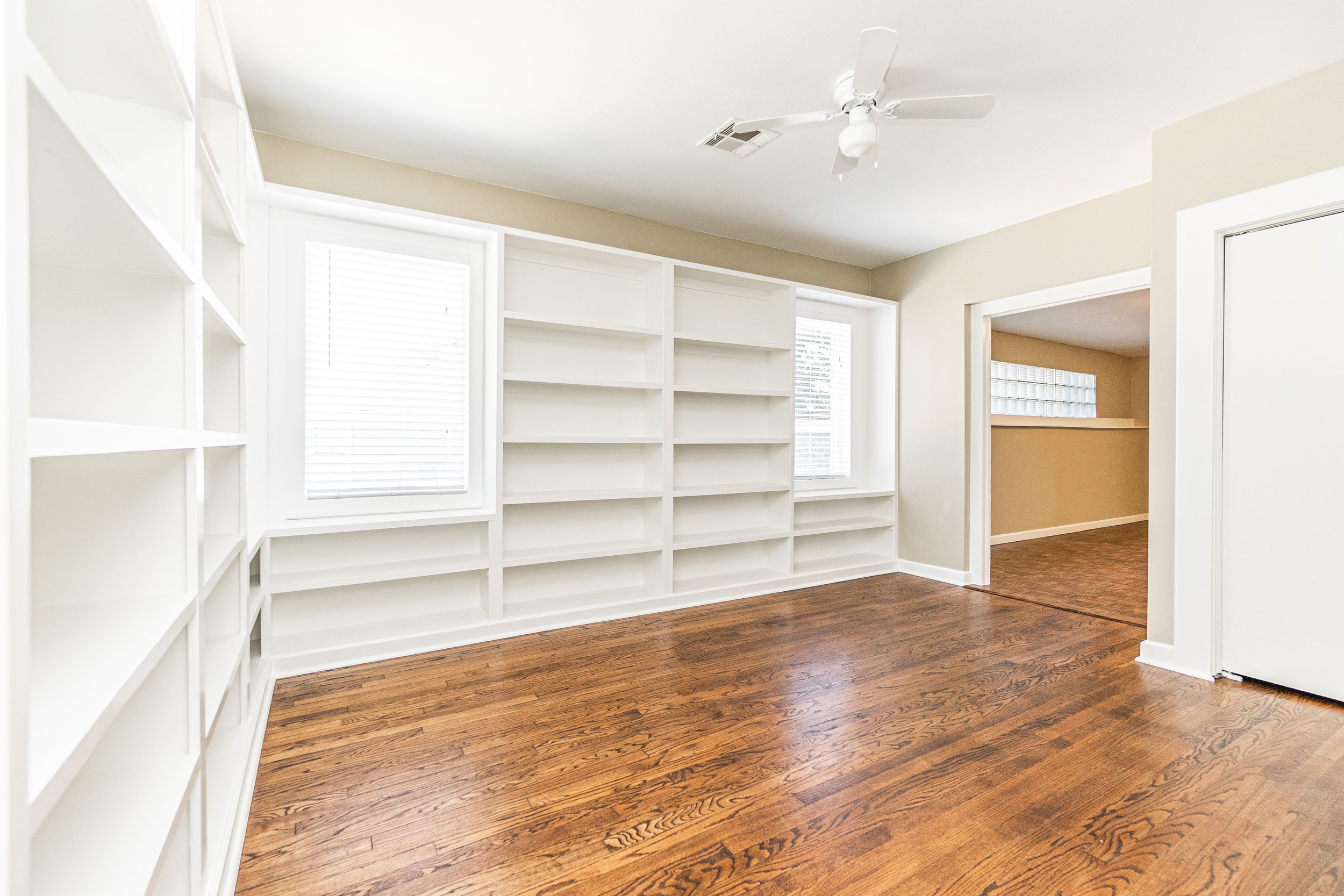 Study leading to master bedroom