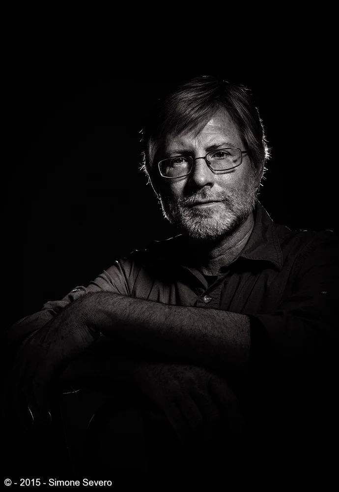 Dale is my boyfriend's brother. He is also into photography. We scheduled his portrait on Easter because I knew he was coming over. I wanted to do a portrait in my favorite low-key style. I asked him to sit in the chair and used one alienbee with a …