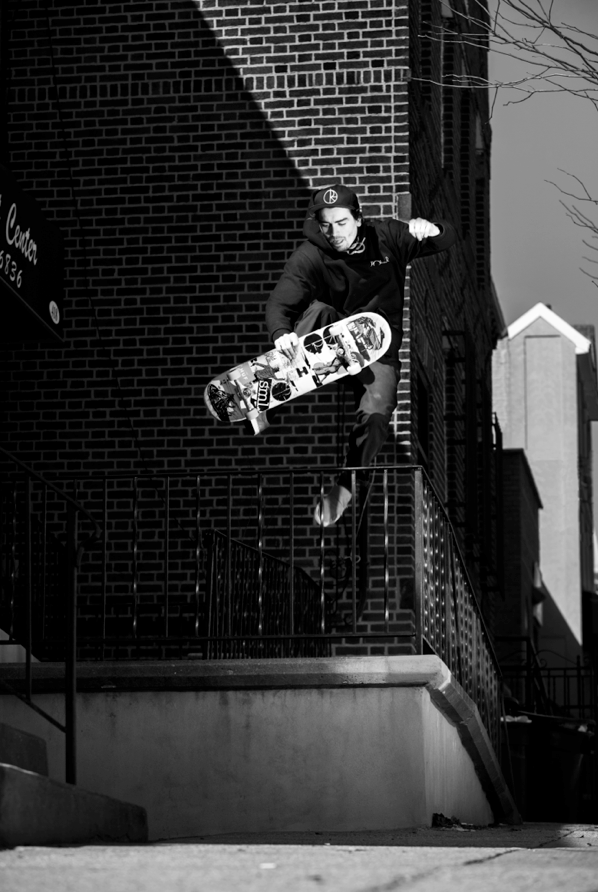 Aaron Herrington-Boneless Staten Island. Photo by Pep Kim