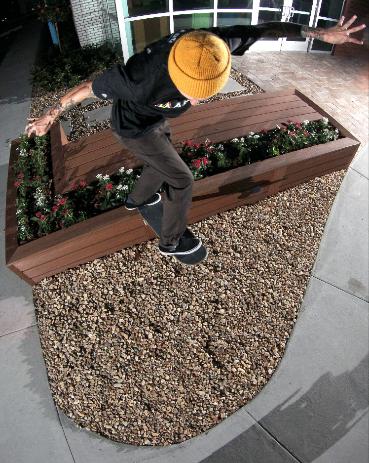 Eric McKenney-BS Tail over the gap / Photo: Bowser