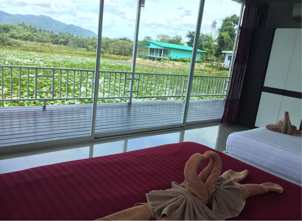 Thailand bedroom 2.png