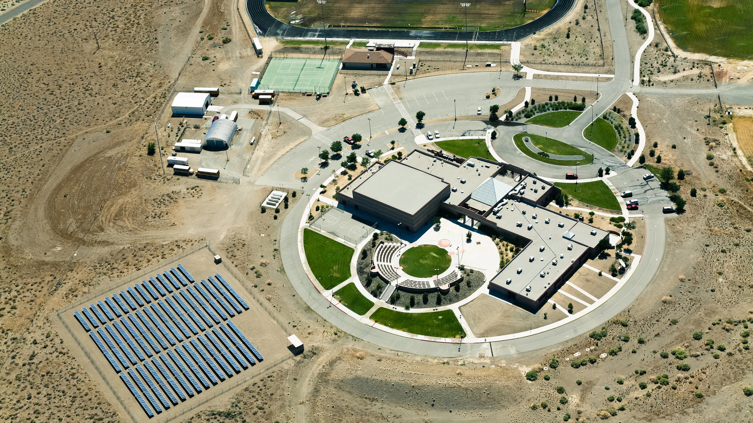 PV Array at Pyramid Lake School by Black Rock Solar | Creative Commons 2.0