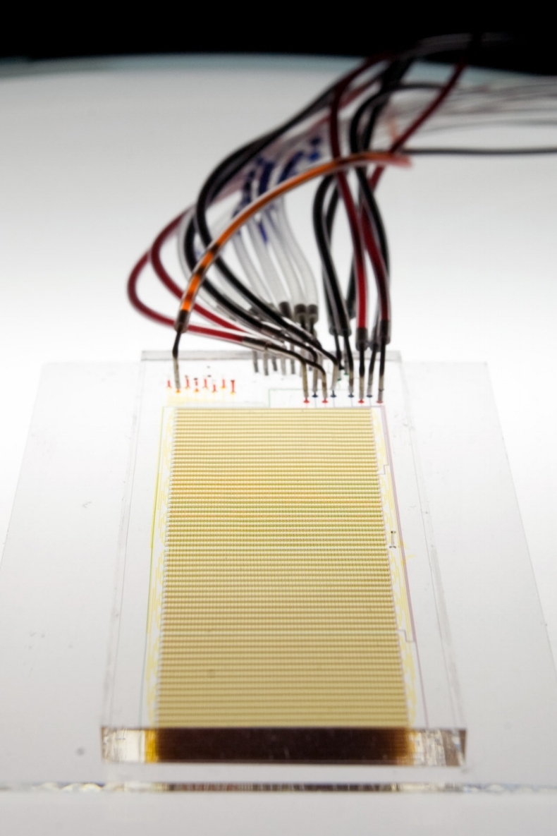   MITOMI (Mechanically-Induced Trapping of Molecular Interactions)  relies on spatial multiplexing to keep track of analytes throughout an experiment. &nbsp;We are currently using these devices to better understand how transcription factors find and 