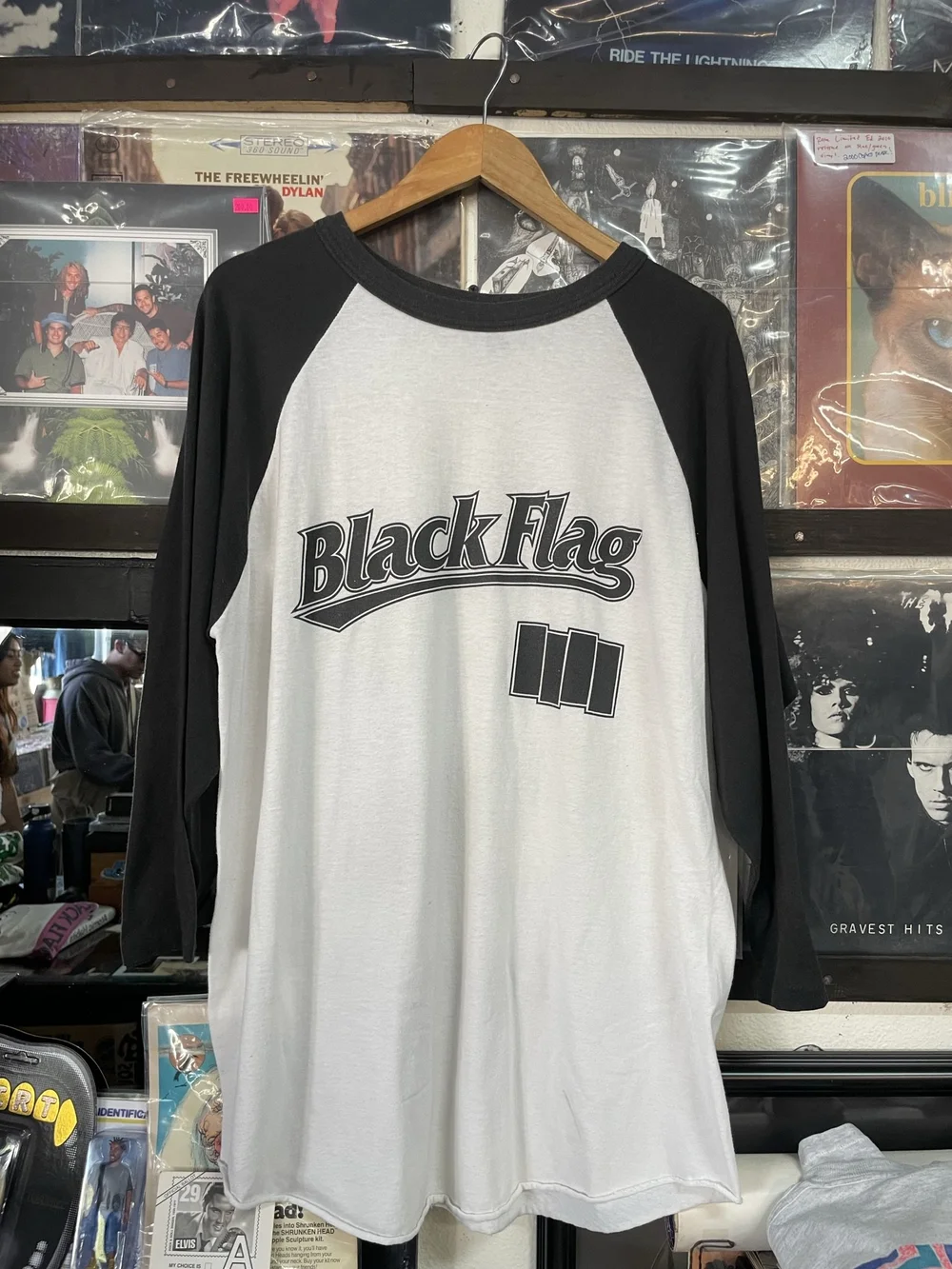 Vintage Black Flag Baseball Tee — 1 Look Vintage