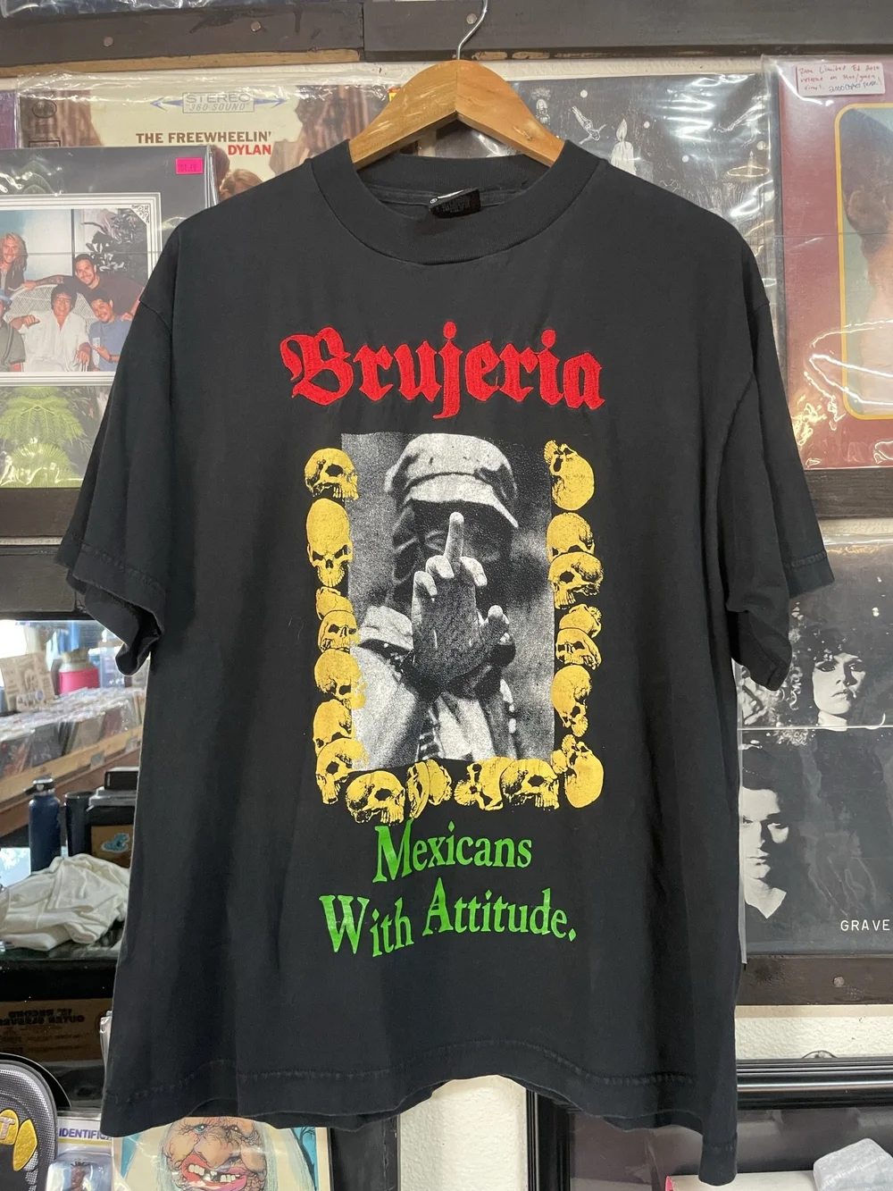 Vintage Brujeria Tee — 1 Look Vintage