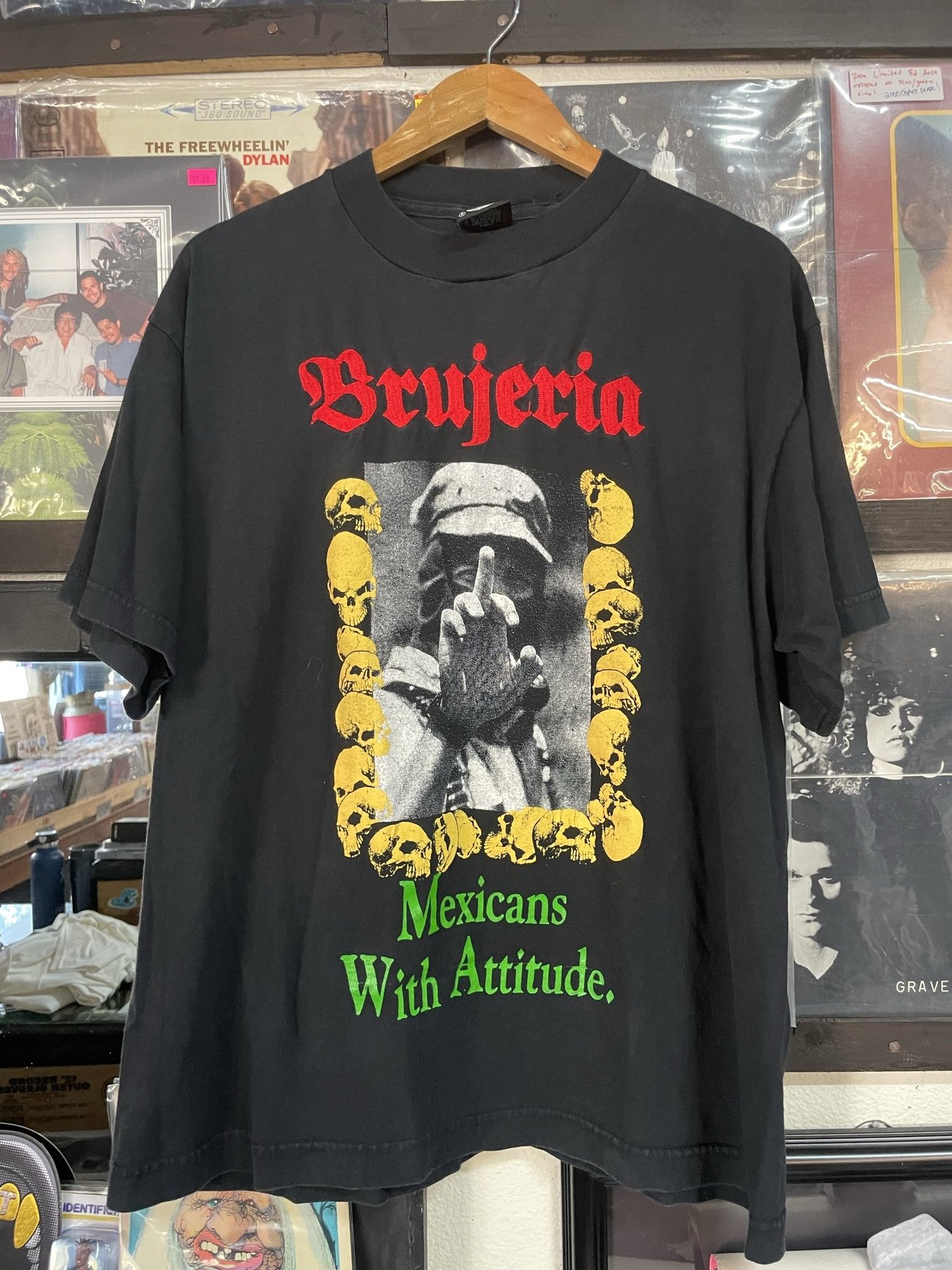 Vintage Brujeria Tee — 1 Look Vintage
