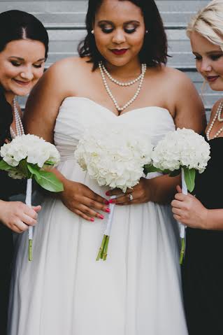 Hydrangea bouquets! (Photo credit Kathryn Heppner photography)