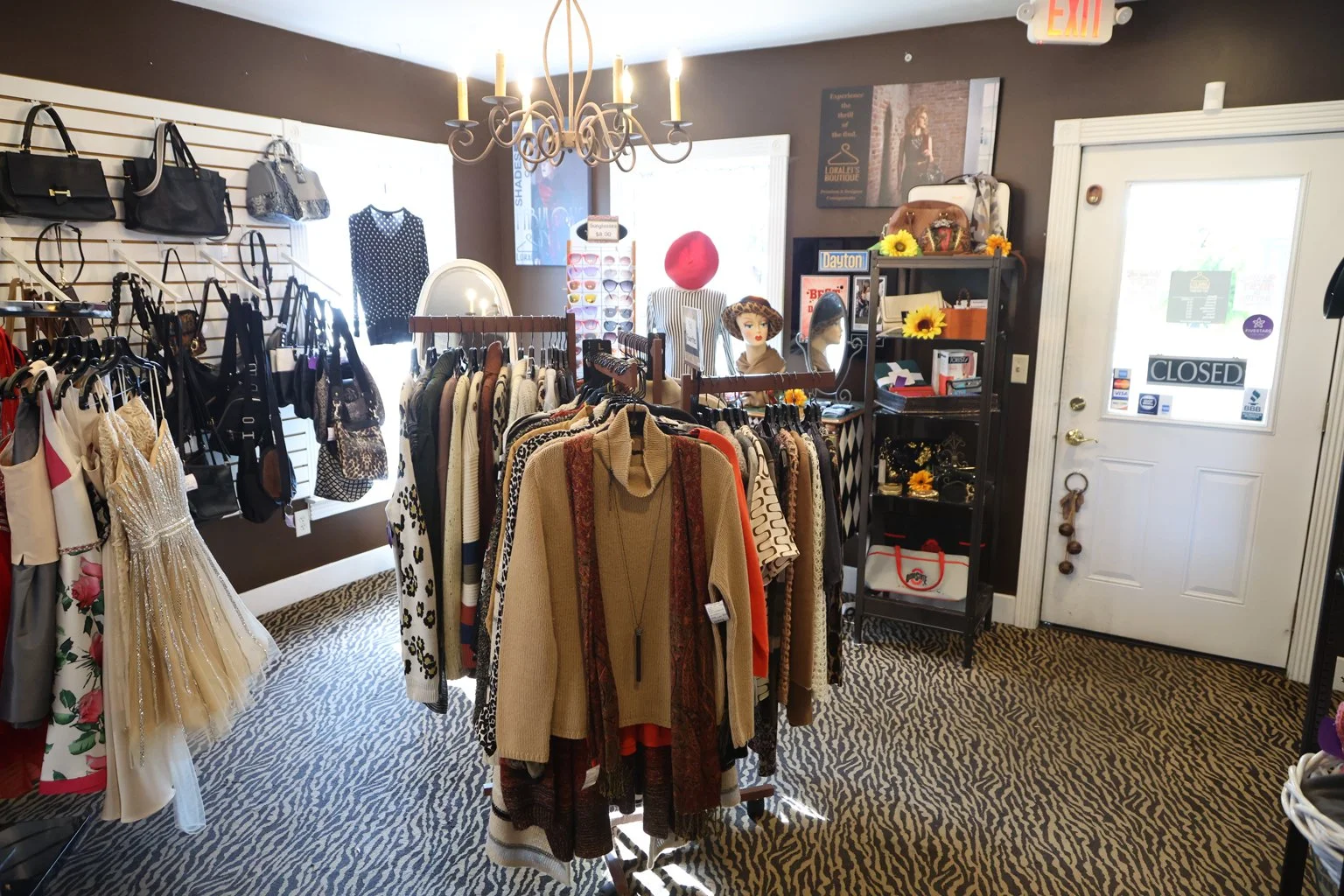 Loralei's_Boutique_02.JPG