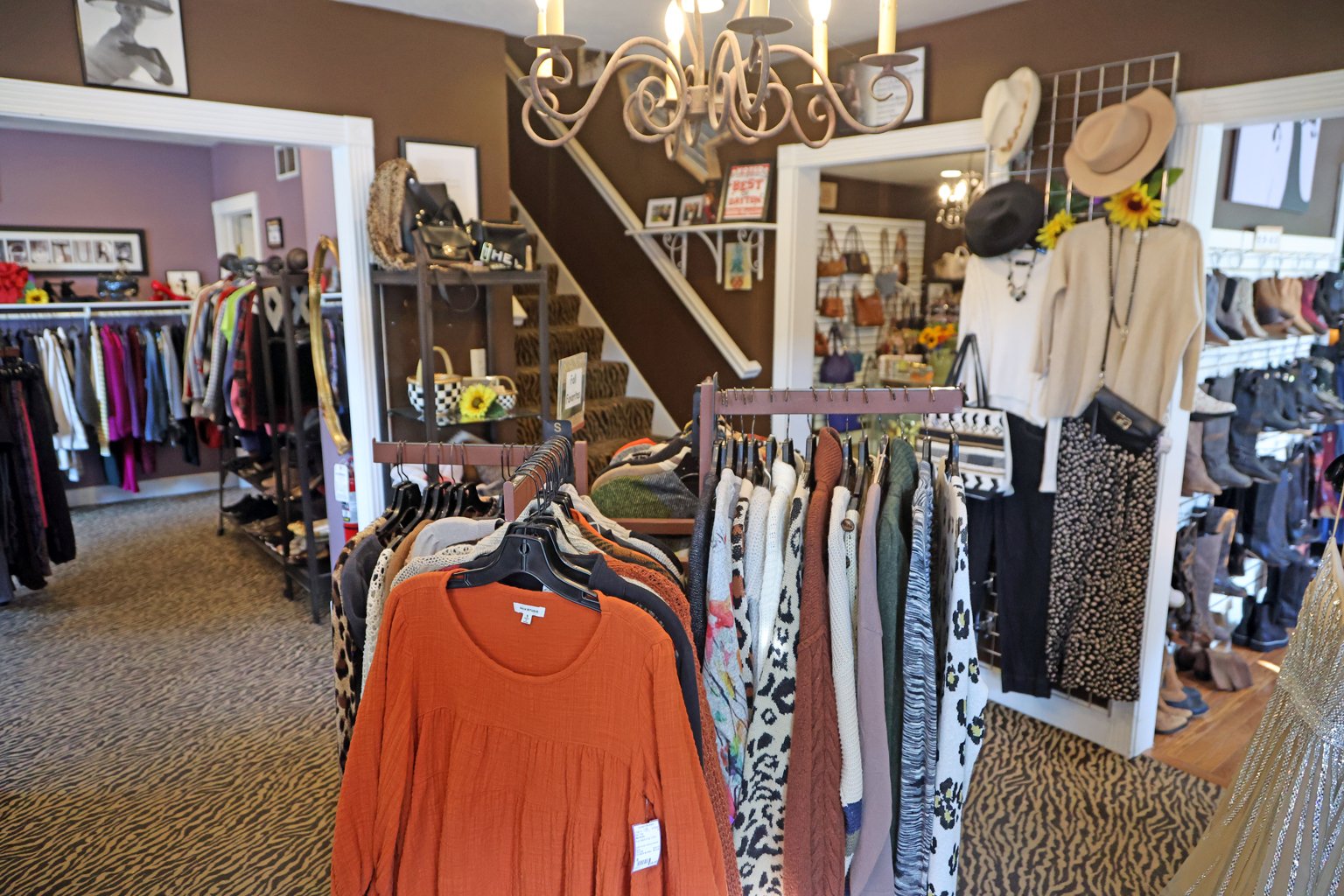 Loralei's_Boutique_05.JPG