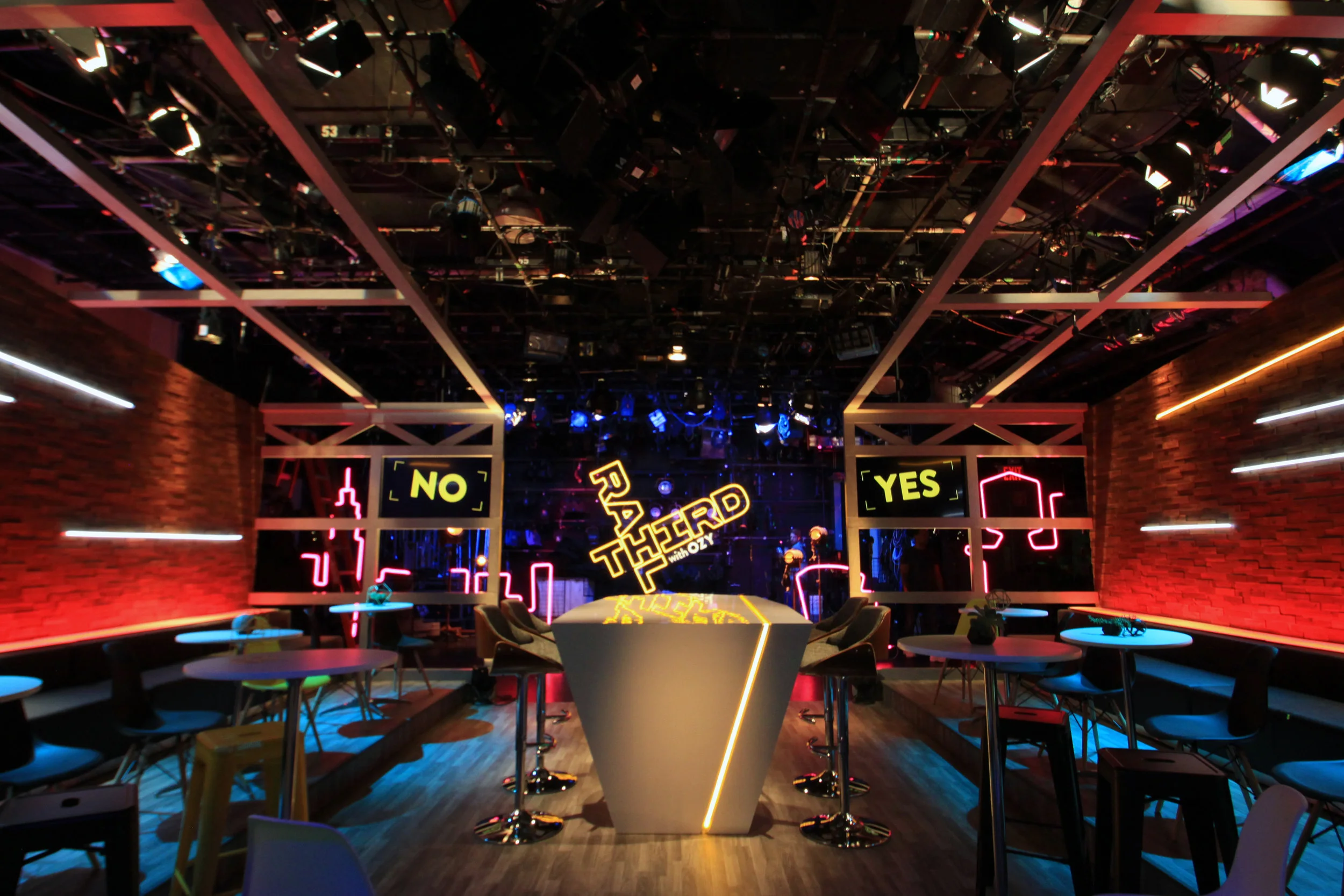 "Third Rail with Ozy" on PBS, Season 1, 2017