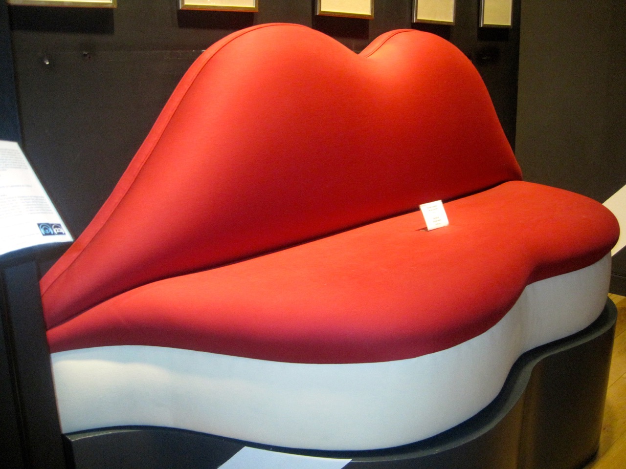 Mae West Lip Couch