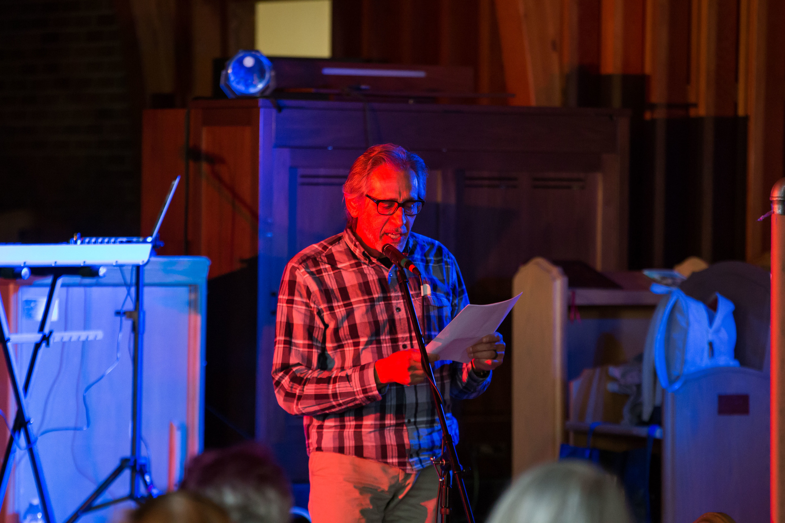 Stephen T Berg reads poetry