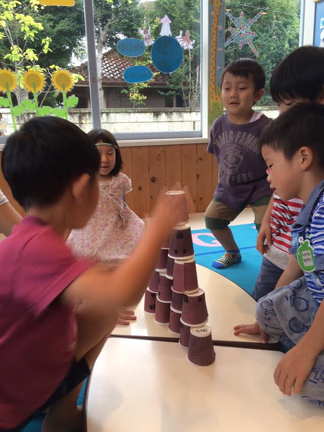 We just need to built it ! How many cups do we need?